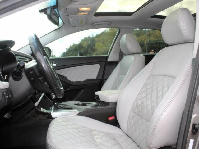 Киа Оптима 2014 в Днепре (Днепропетровске) на Automoto.ua Серый Киа Оптима, объемом двигателя 2 л и пробегом 85 тыс. км за 7500 $, фото 8 на Automoto.ua