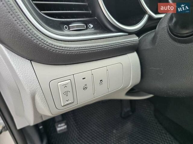 Серый Киа Оптима, объемом двигателя 2.36 л и пробегом 196 тыс. км за 10800 $, фото 8 на Automoto.ua