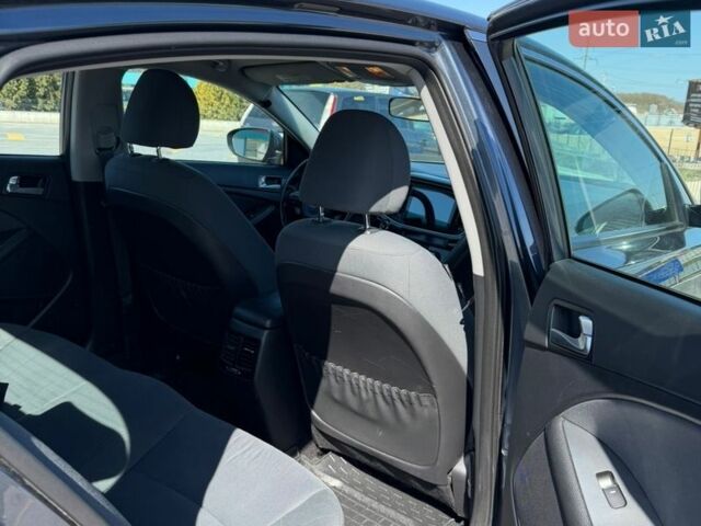 Серый Киа Оптима, объемом двигателя 2.36 л и пробегом 180 тыс. км за 10500 $, фото 15 на Automoto.ua