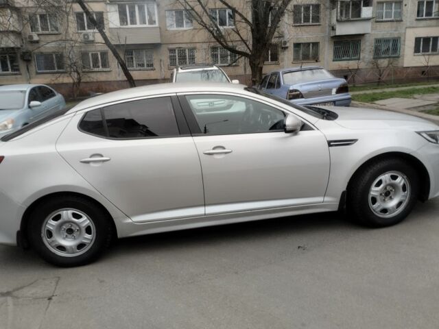 Серый Киа Оптима, объемом двигателя 2 л и пробегом 261 тыс. км за 6999 $, фото 3 на Automoto.ua