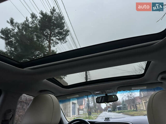 Сірий Кіа Оптіма, об'ємом двигуна 2.36 л та пробігом 220 тис. км за 8500 $, фото 21 на Automoto.ua