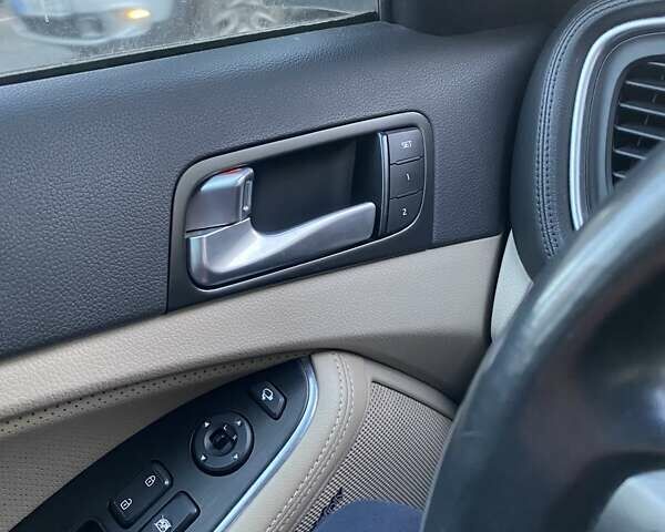 Серый Киа Оптима, объемом двигателя 2.4 л и пробегом 150 тыс. км за 10500 $, фото 17 на Automoto.ua