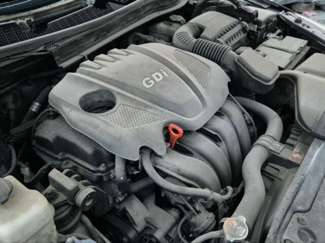 Сірий Кіа Оптіма, об'ємом двигуна 2.4 л та пробігом 160 тис. км за 2000 $, фото 2 на Automoto.ua