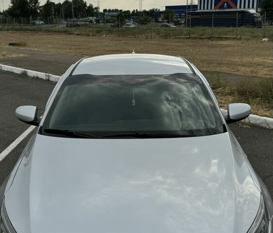 Серый Киа Оптима, объемом двигателя 2 л и пробегом 252 тыс. км за 9700 $, фото 4 на Automoto.ua