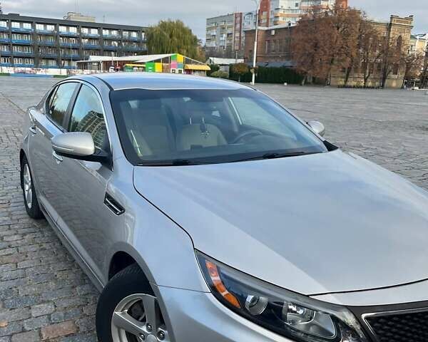 Серый Киа Оптима, объемом двигателя 2.36 л и пробегом 120 тыс. км за 9000 $, фото 8 на Automoto.ua