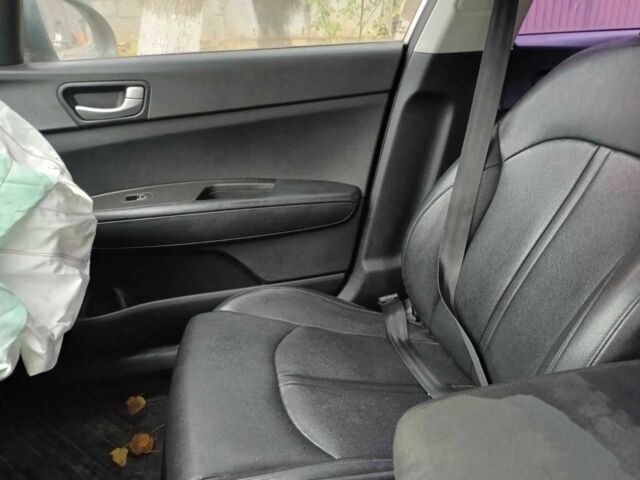 Серый Киа Оптима, объемом двигателя 2 л и пробегом 535 тыс. км за 5000 $, фото 8 на Automoto.ua