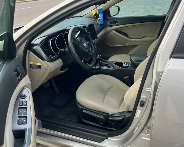 Серый Киа Оптима, объемом двигателя 2.36 л и пробегом 120 тыс. км за 9000 $, фото 29 на Automoto.ua