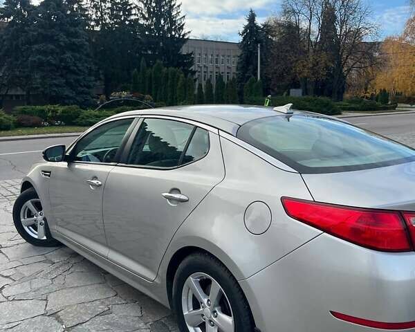 Серый Киа Оптима, объемом двигателя 2.36 л и пробегом 120 тыс. км за 9000 $, фото 27 на Automoto.ua