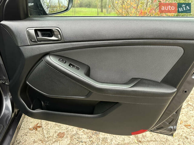 Серый Киа Оптима, объемом двигателя 2.36 л и пробегом 197 тыс. км за 8700 $, фото 43 на Automoto.ua