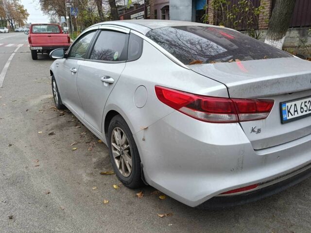 Серый Киа Оптима, объемом двигателя 2 л и пробегом 535 тыс. км за 5000 $, фото 4 на Automoto.ua