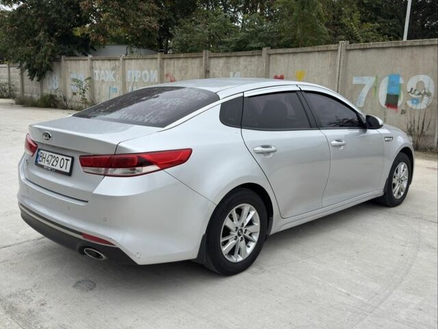 Серый Киа Оптима, объемом двигателя 2 л и пробегом 181 тыс. км за 11500 $, фото 4 на Automoto.ua