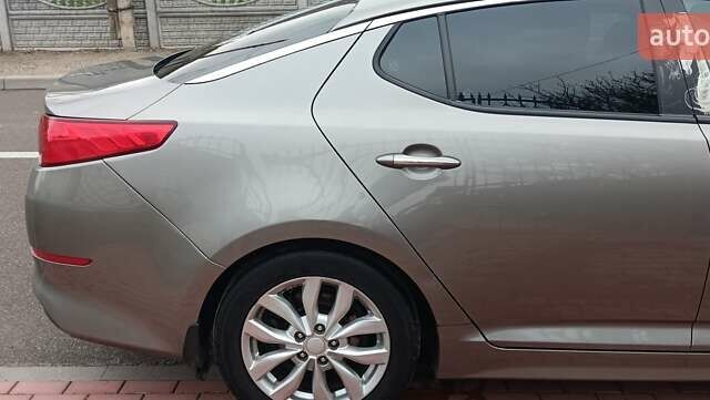 Серый Киа Оптима, объемом двигателя 2.36 л и пробегом 101 тыс. км за 9000 $, фото 6 на Automoto.ua