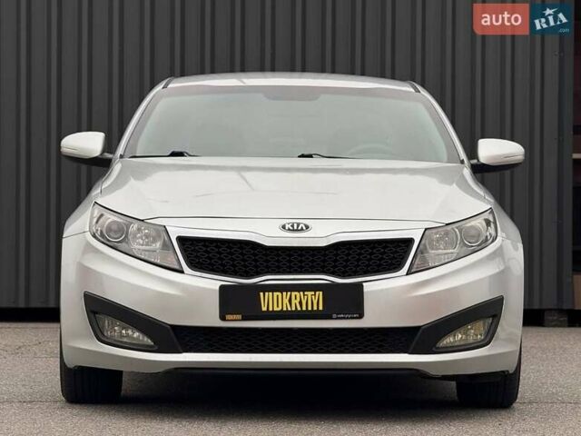 Сірий Кіа Оптіма, об'ємом двигуна 2.36 л та пробігом 183 тис. км за 8800 $, фото 1 на Automoto.ua