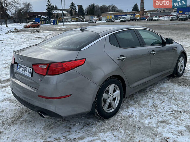 Сірий Кіа Оптіма, об'ємом двигуна 2.36 л та пробігом 190 тис. км за 10000 $, фото 9 на Automoto.ua