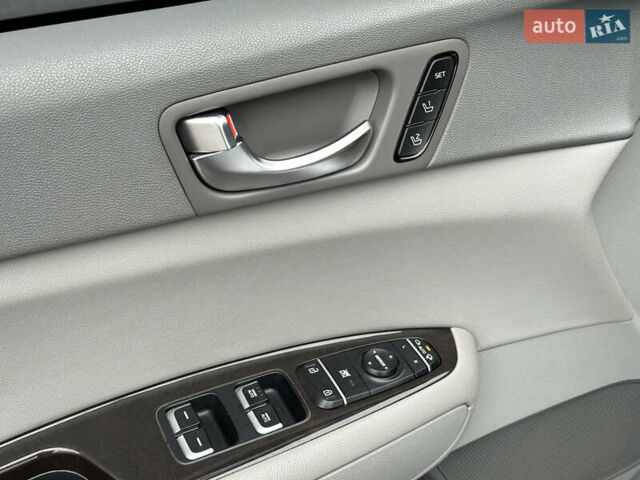 Серый Киа Оптима, объемом двигателя 2.4 л и пробегом 155 тыс. км за 12200 $, фото 25 на Automoto.ua