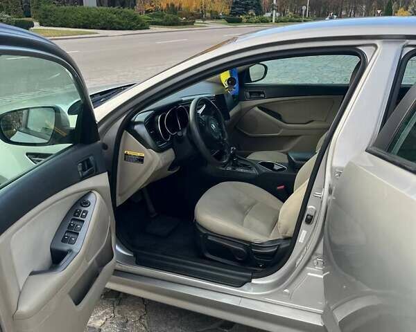 Серый Киа Оптима, объемом двигателя 2.36 л и пробегом 120 тыс. км за 9000 $, фото 31 на Automoto.ua