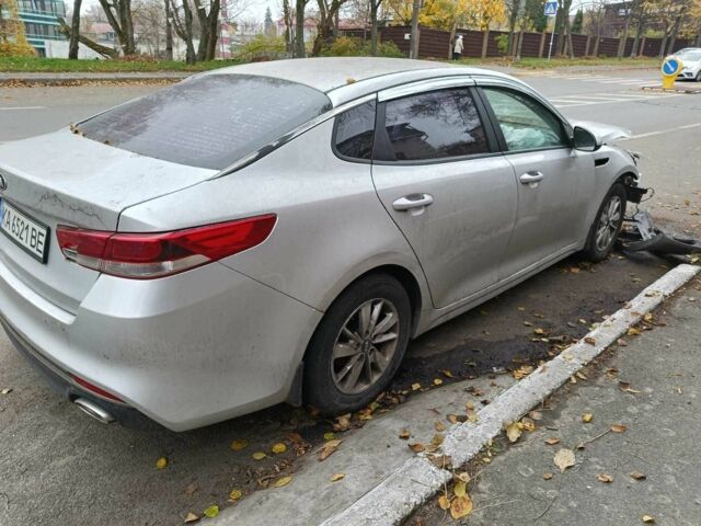 Серый Киа Оптима, объемом двигателя 2 л и пробегом 535 тыс. км за 5000 $, фото 16 на Automoto.ua