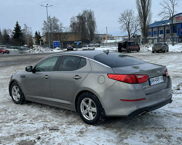 Сірий Кіа Оптіма, об'ємом двигуна 2.36 л та пробігом 190 тис. км за 10000 $, фото 7 на Automoto.ua