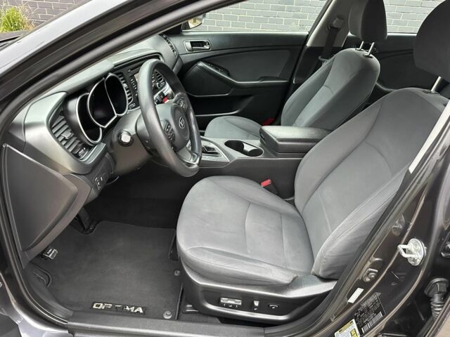 Сірий Кіа Оптіма, об'ємом двигуна 2.4 л та пробігом 197 тис. км за 8500 $, фото 14 на Automoto.ua