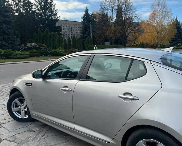 Серый Киа Оптима, объемом двигателя 2.36 л и пробегом 120 тыс. км за 9000 $, фото 13 на Automoto.ua