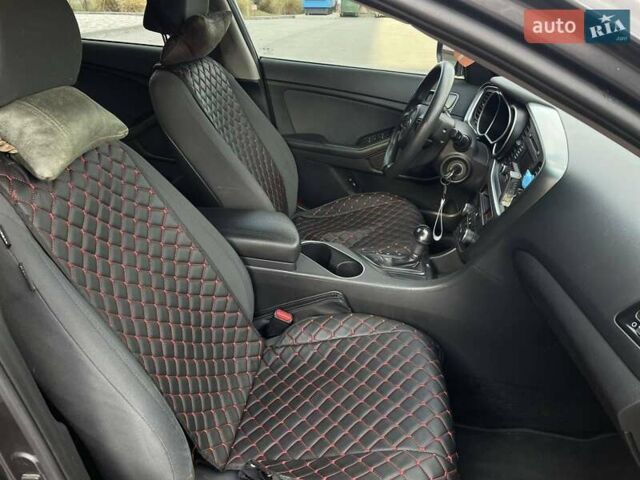 Серый Киа Оптима, объемом двигателя 2.36 л и пробегом 90 тыс. км за 10700 $, фото 20 на Automoto.ua