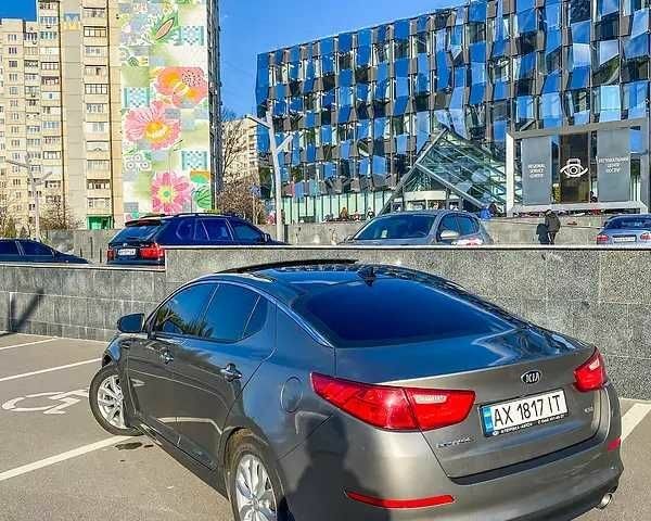 Серый Киа Оптима, объемом двигателя 0 л и пробегом 160 тыс. км за 10800 $, фото 6 на Automoto.ua