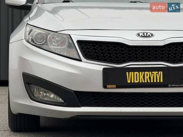 Сірий Кіа Оптіма, об'ємом двигуна 2.36 л та пробігом 183 тис. км за 8800 $, фото 14 на Automoto.ua