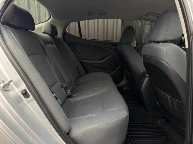 Сірий Кіа Оптіма, об'ємом двигуна 2.4 л та пробігом 183 тис. км за 8800 $, фото 16 на Automoto.ua