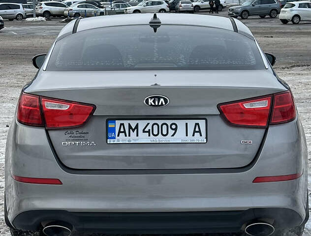 Сірий Кіа Оптіма, об'ємом двигуна 2.36 л та пробігом 190 тис. км за 10000 $, фото 6 на Automoto.ua