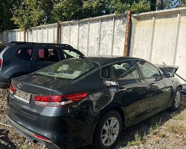 Серый Киа Оптима, объемом двигателя 2.36 л и пробегом 100 тыс. км за 3200 $, фото 2 на Automoto.ua