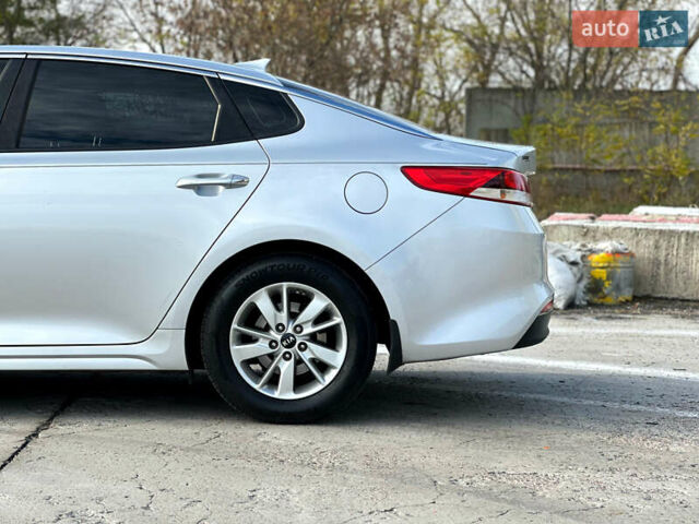 Серый Киа Оптима, объемом двигателя 2.4 л и пробегом 177 тыс. км за 10800 $, фото 5 на Automoto.ua