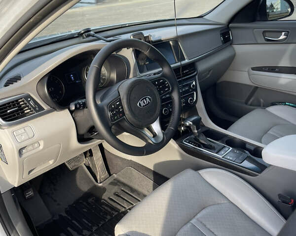 Серый Киа Оптима, объемом двигателя 2.36 л и пробегом 120 тыс. км за 13000 $, фото 19 на Automoto.ua