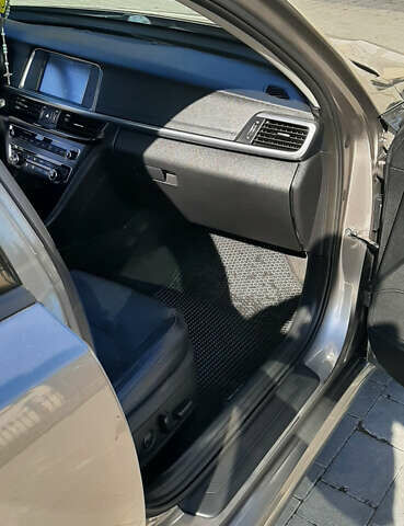 Серый Киа Оптима, объемом двигателя 2.36 л и пробегом 176 тыс. км за 12700 $, фото 5 на Automoto.ua