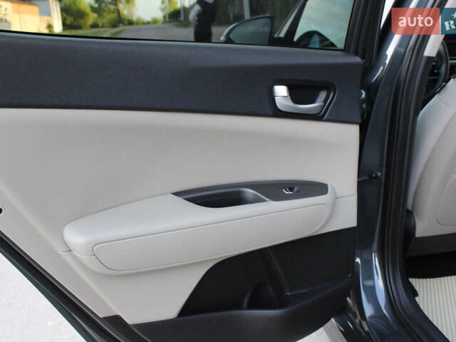 Серый Киа Оптима, объемом двигателя 2.4 л и пробегом 81 тыс. км за 10650 $, фото 12 на Automoto.ua