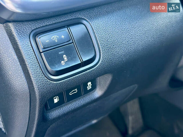 Серый Киа Оптима, объемом двигателя 2 л и пробегом 111 тыс. км за 12700 $, фото 31 на Automoto.ua