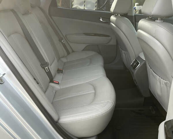 Серый Киа Оптима, объемом двигателя 2.36 л и пробегом 120 тыс. км за 13000 $, фото 26 на Automoto.ua