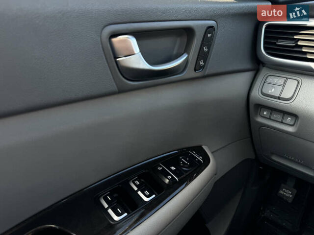 Серый Киа Оптима, объемом двигателя 2.36 л и пробегом 180 тыс. км за 11500 $, фото 23 на Automoto.ua