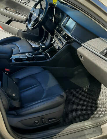 Серый Киа Оптима, объемом двигателя 2.36 л и пробегом 176 тыс. км за 12700 $, фото 3 на Automoto.ua