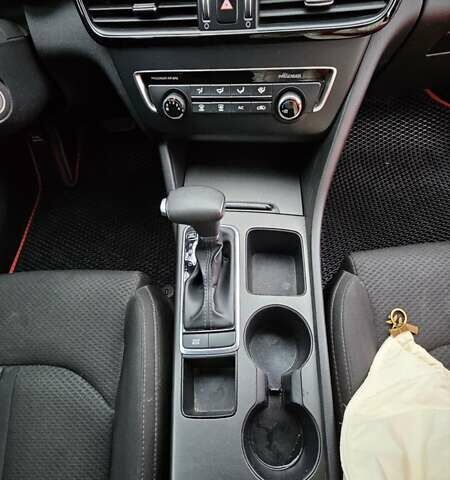 Серый Киа Оптима, объемом двигателя 2.36 л и пробегом 120 тыс. км за 10000 $, фото 23 на Automoto.ua