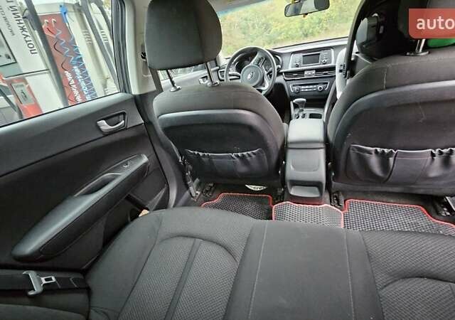 Серый Киа Оптима, объемом двигателя 2.36 л и пробегом 120 тыс. км за 10000 $, фото 34 на Automoto.ua