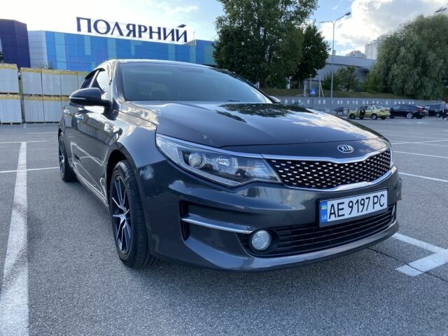 Серый Киа Оптима, объемом двигателя 2 л и пробегом 380 тыс. км за 13900 $, фото 7 на Automoto.ua