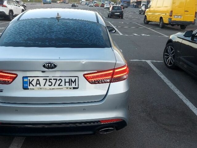 Серый Киа Оптима, объемом двигателя 2 л и пробегом 290 тыс. км за 12200 $, фото 2 на Automoto.ua