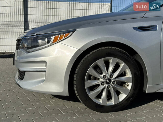 Серый Киа Оптима, объемом двигателя 2.36 л и пробегом 180 тыс. км за 11500 $, фото 6 на Automoto.ua