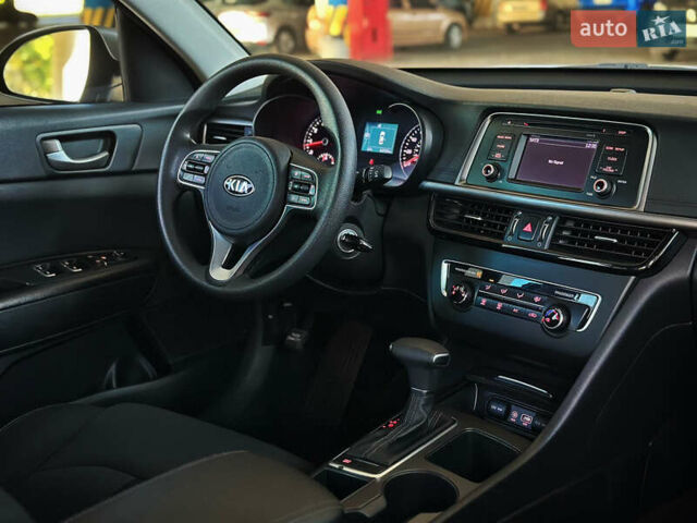 Серый Киа Оптима, объемом двигателя 2.4 л и пробегом 177 тыс. км за 10800 $, фото 55 на Automoto.ua