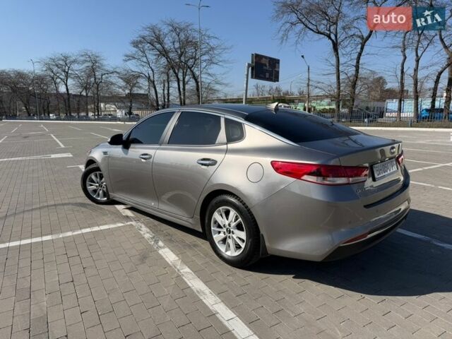 Серый Киа Оптима, объемом двигателя 2.36 л и пробегом 133 тыс. км за 10900 $, фото 4 на Automoto.ua