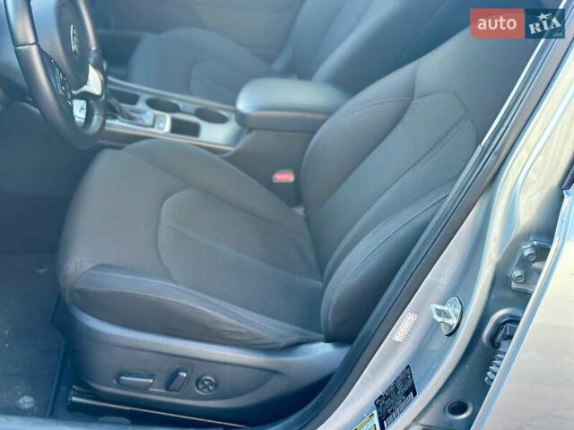 Серый Киа Оптима, объемом двигателя 2 л и пробегом 111 тыс. км за 12700 $, фото 29 на Automoto.ua