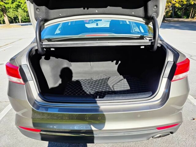 Сірий Кіа Оптіма, об'ємом двигуна 2.4 л та пробігом 74 тис. км за 5750 $, фото 10 на Automoto.ua