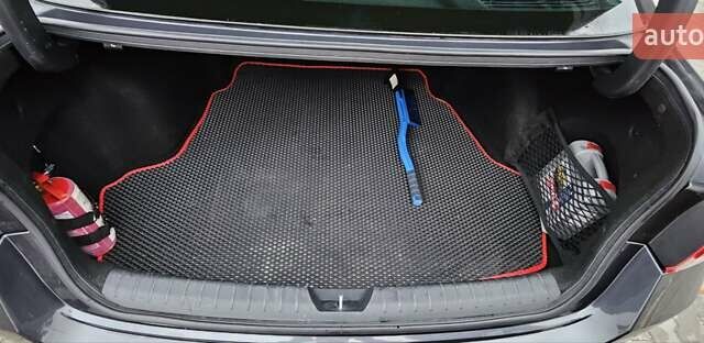 Серый Киа Оптима, объемом двигателя 2.36 л и пробегом 120 тыс. км за 10000 $, фото 38 на Automoto.ua