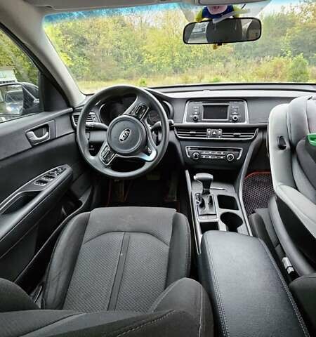 Серый Киа Оптима, объемом двигателя 2.36 л и пробегом 120 тыс. км за 10000 $, фото 27 на Automoto.ua