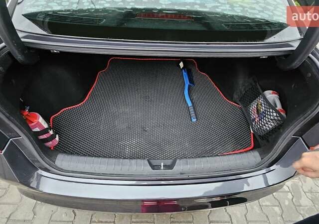 Серый Киа Оптима, объемом двигателя 2.36 л и пробегом 120 тыс. км за 10000 $, фото 36 на Automoto.ua